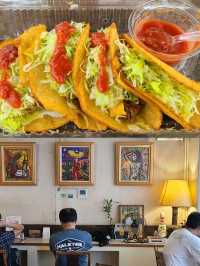 沖縄本島で大人気のタコス店 MEXICO