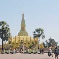 Vientiane Great Golden Stupa 😮