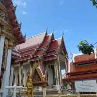 วัดศรีมหาราชา  วัดที่โบสถ์สวยงามมาก