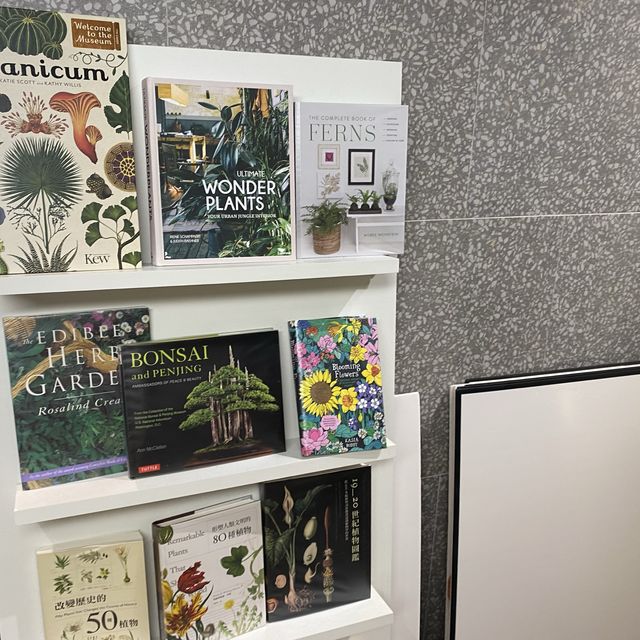 九龍灣戲院旁的文青Cafe  九龍灣戲院旁的文青Cafe