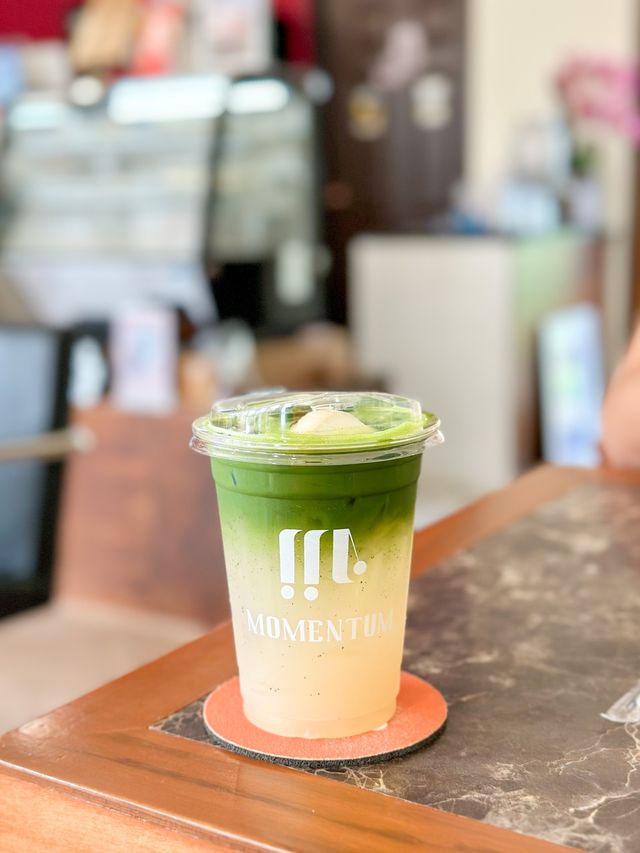 Momentum Cafe 🌿