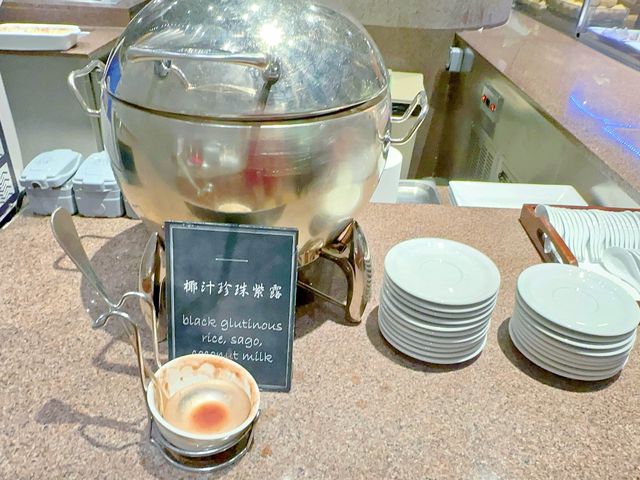點解要早半年訂位？mezza9 「與廚共饗」超抵食海鮮自助晚餐。