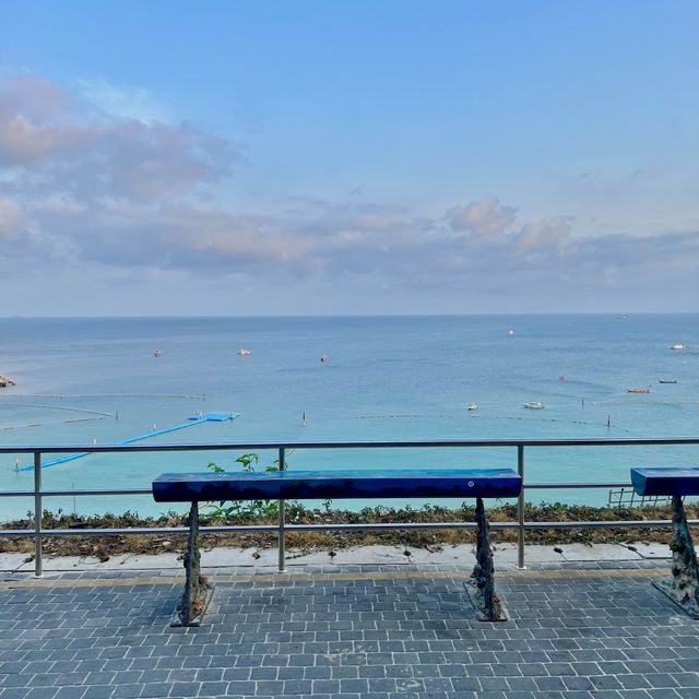 ยามเช้าที่ จุดชมวิวหาดตาแหวน เกาะล้าน 