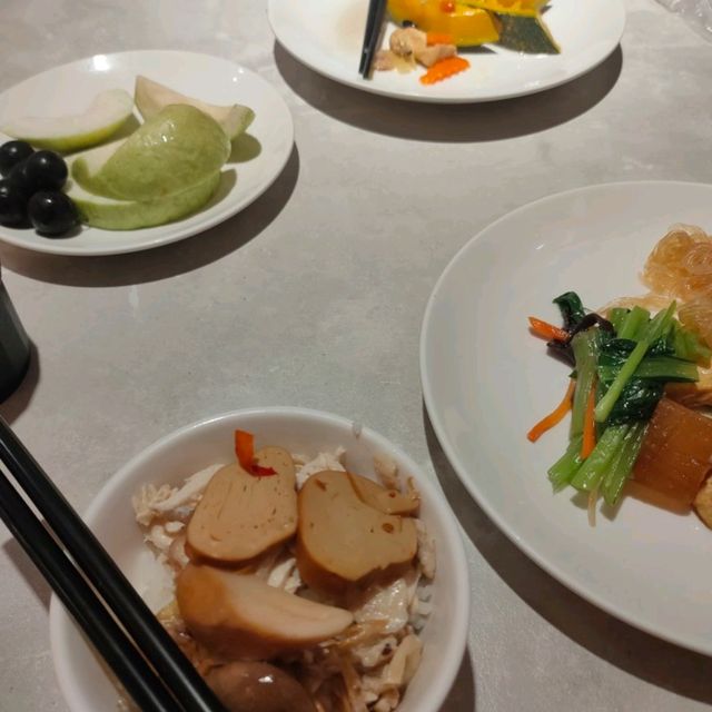 舒適的用餐環境-嘉義冠閣大飯店b1用餐區