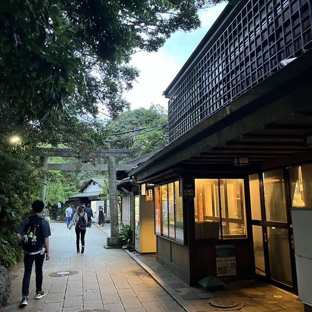 《江之島》去完鎌倉還有時間？集自然風景與食買玩於一身的江之島