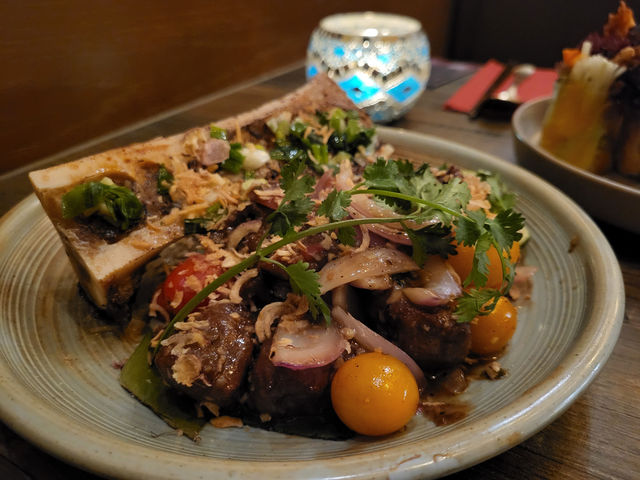美食配美景