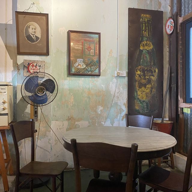 The Old School Breakfast Place in Kuantan ☕️