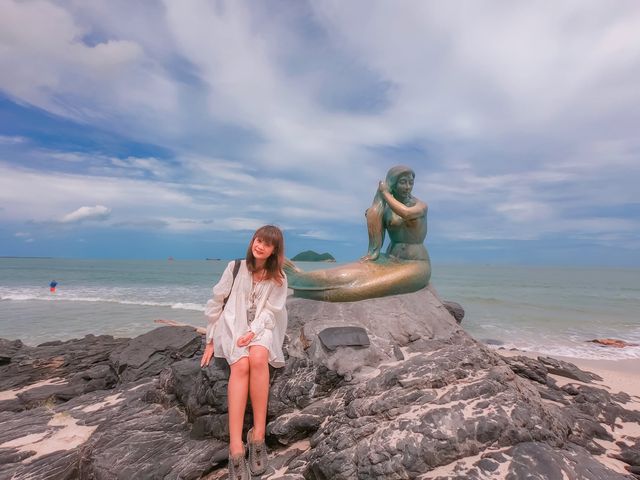 เที่ยวถนนนางงามสงขลา และหาดสิมิหลา