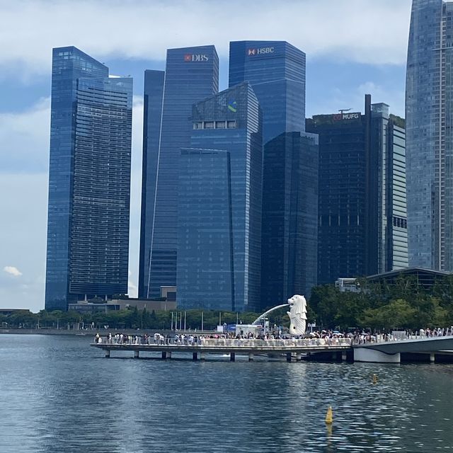 📍新加坡地標魚尾獅🦁🐬