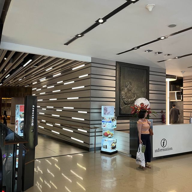 Eat, play, shop and enjoy at Shaw Centre!