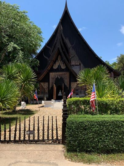 Baan Dam Museum: The Black House ♠️