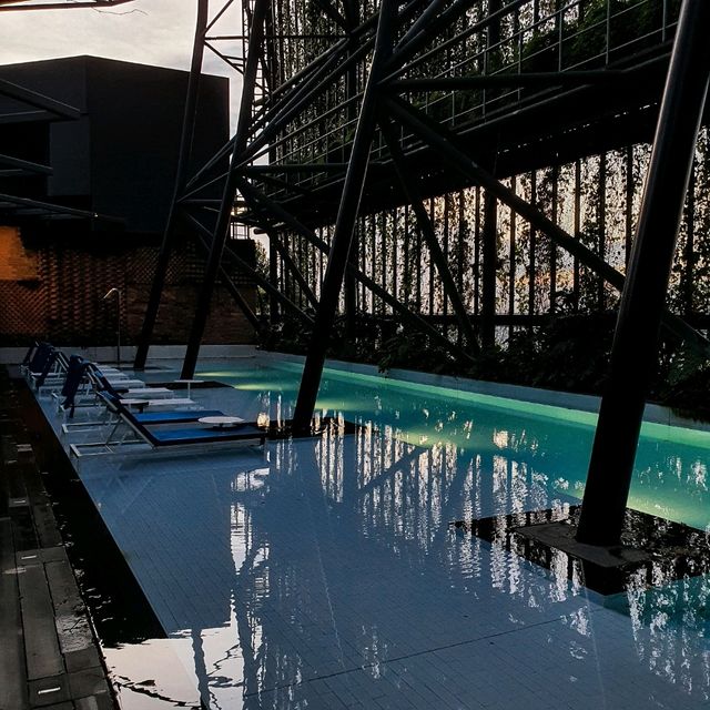 Stay at a Green Tower in the middle of CBD