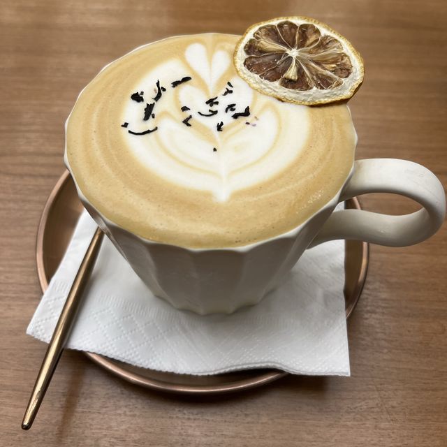 ［PHI Coffee & pancake］：旺角高質疏乎厘