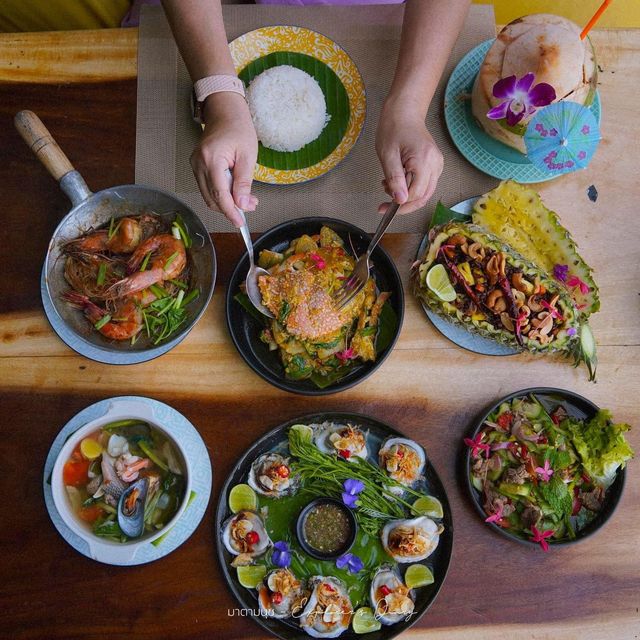 กินลมชมวิวทะเลริมหาดราไวย์ 