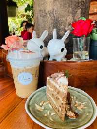 PUJA CAFE 📍