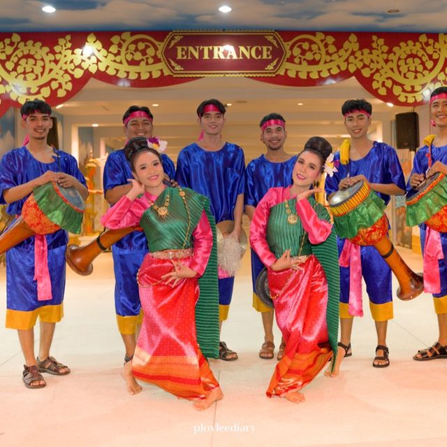 ที่สุดแห่งแสงสีเสียง Siam Niramit Phuket