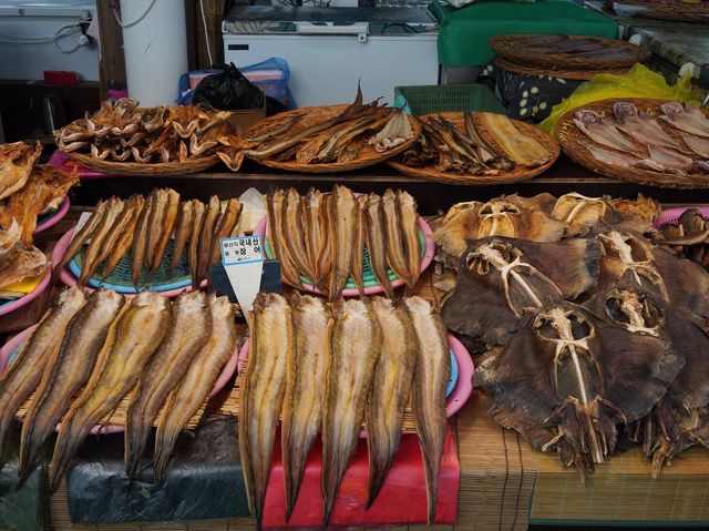 Yeosu City & Fish Market,South Korea (1)