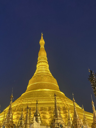 เจดีย์ชเวดากอง สถานที่ศักดิ์สิทธิ์แห่งประเทศพม่า | Trip.com ย่างกุ้ง เจดีย์ชเวดากอง สถานที่ศักดิ์สิทธิ์แห่งประเทศพม่า | Trip.Com ย่างกุ้ง