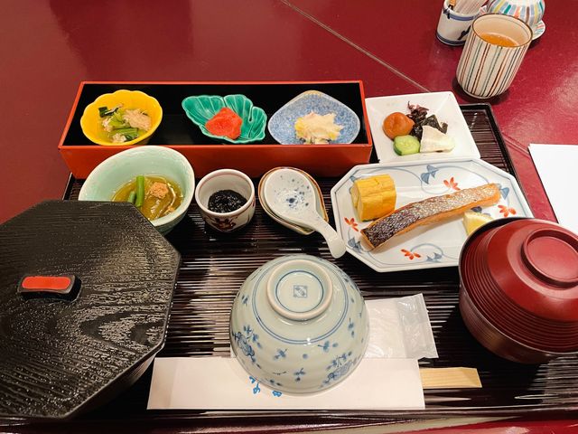 大阪麗嘉皇家酒店：乾淨舒適，免費直達環球影城