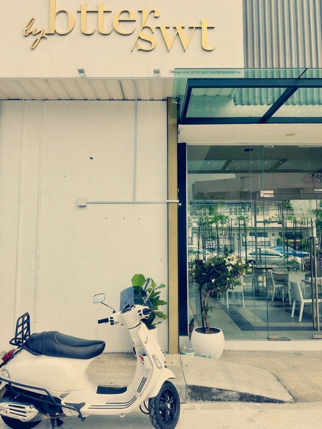 By Bttrswt Cafe