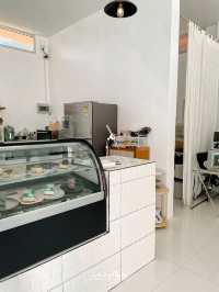 คาเฟ่ลับ เค้กอร่อย สไตล์ Modern French-Korean
