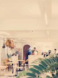 Fine Coffee & Flowers
