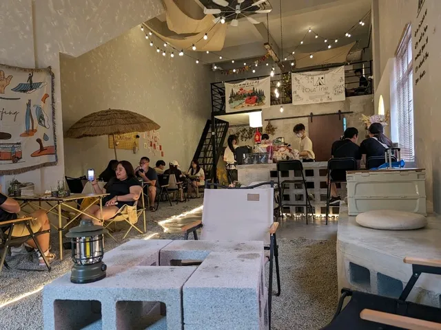 Outline Cafe - Where Glamping Meets Gourmet