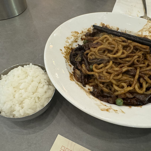 「海陸空」：尖沙咀韓國美食，口碑絕佳