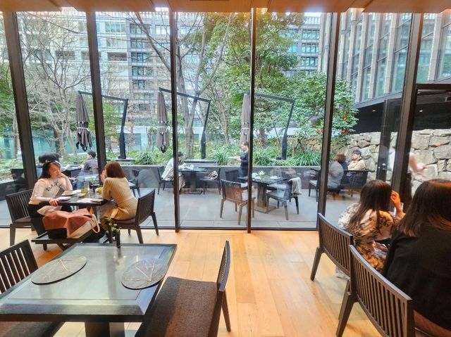 Desserts meets fine arts at Tokyo Aman