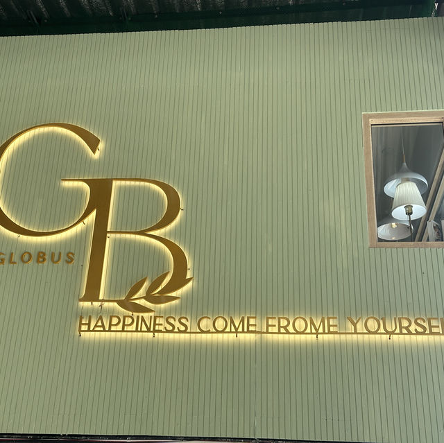 บ้านสวนพันธณี รีสอร์ทกลางสวนผลไม้พร้อมคาเฟ่สุดเก๋