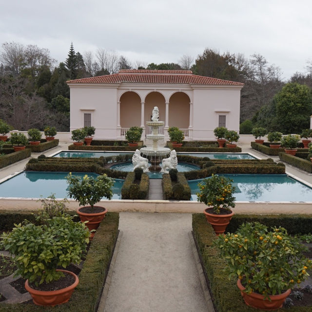 Public garden park in Hamilton, NZ