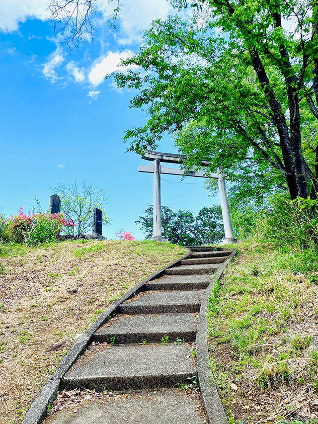 【男浅間神社/栃木県】足利富士を登れば、待つ絶景