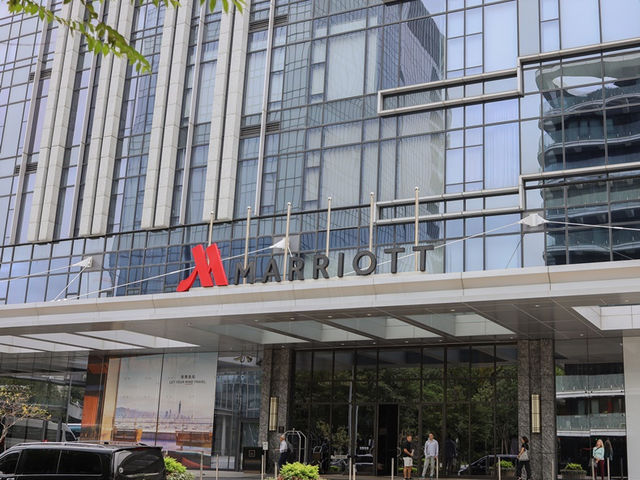 台北萬豪酒店：奢華舒適入住體驗，壯麗城市景觀！