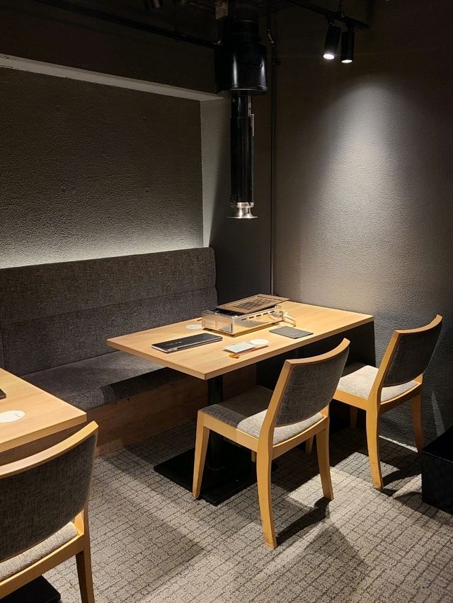 入口がわからない住所非公開の焼肉屋さん