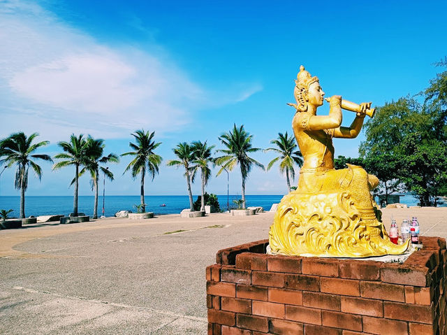 The White stone ลานหินขาว