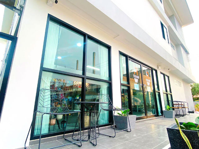 The Hub Hotel Surin