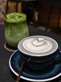 旺角暗黑風裝修cafe