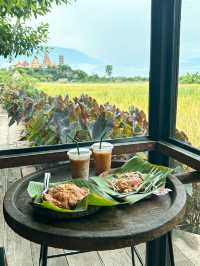 Stunning Café in Kanchanaburi Overlooking the Tiger Cave Temple 🇹🇭