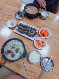 잡내없이 깔끔한 국물맛이 일품인 일산 라페스타 순대국 맛집 손큰할매순대국