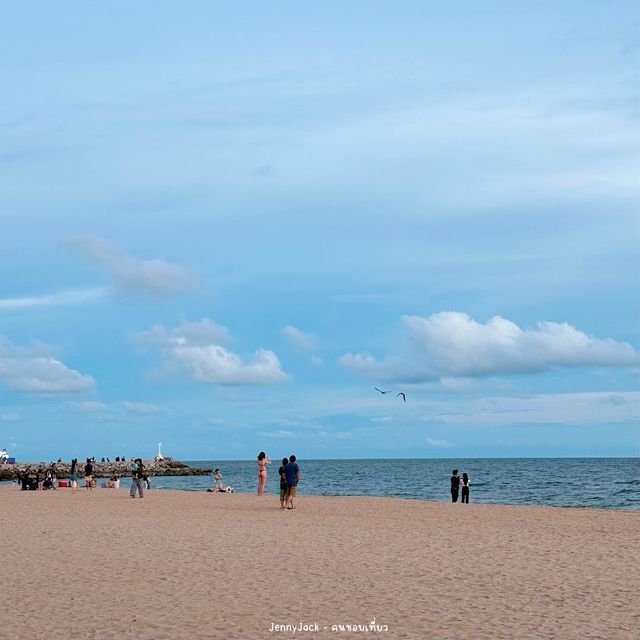 Haus คาเฟ่สุดชิลล์ ที่หาดแหลมเจริญ ระยอง 
