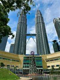 Discover the Iconic Petronas Towers, Malaysia 🇲🇾 