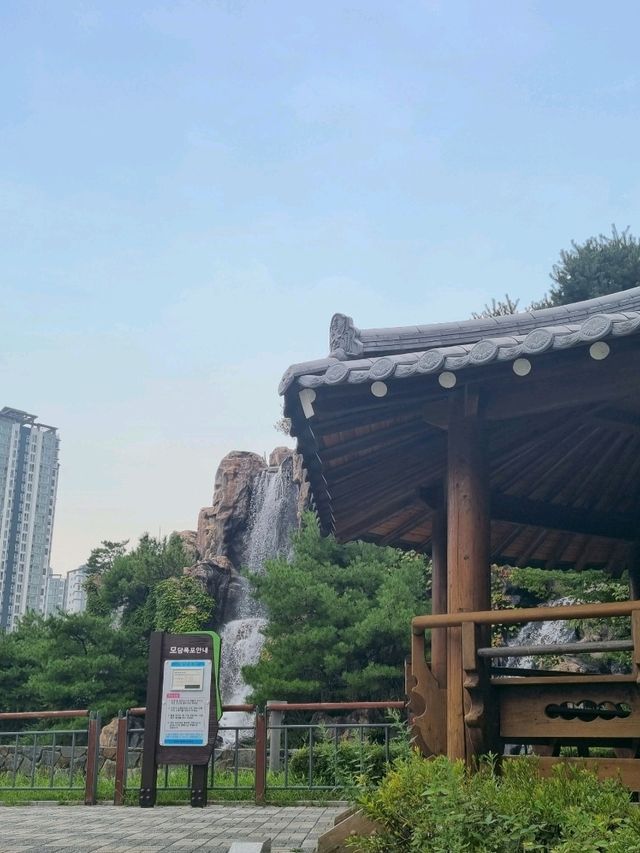 모담공원의 핫플레이스 모담폭포