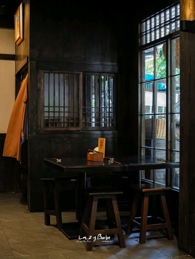 Khao-Sō-i ข้าวซอยร้านดังจากเชียงใหม่ ที่สีลม