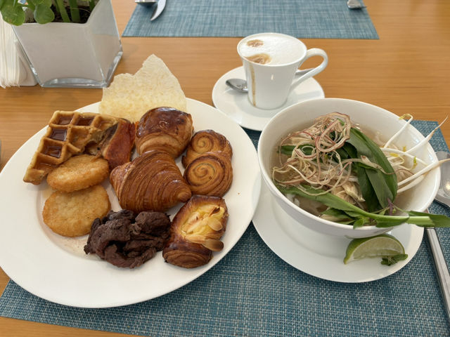 ［TMS Hotel Da Nang Beach］超美無邊際泳池，房間舒適，出色自助早餐，值得入住的峴港海邊酒店🏝️