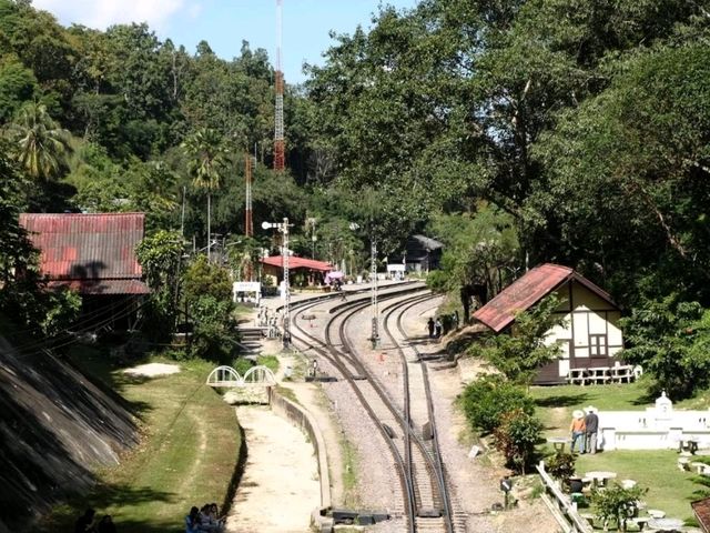 Let's go to Khun Tan Station