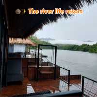 🛖✨ The river life resort