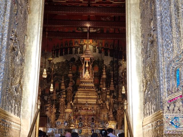 วัดพระศรีรัตนศาสดาราม(วัดพระแก้ว)