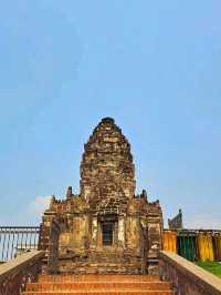 โบราณสถานพระปรางค์สามยอด ลพบุรี 🐵