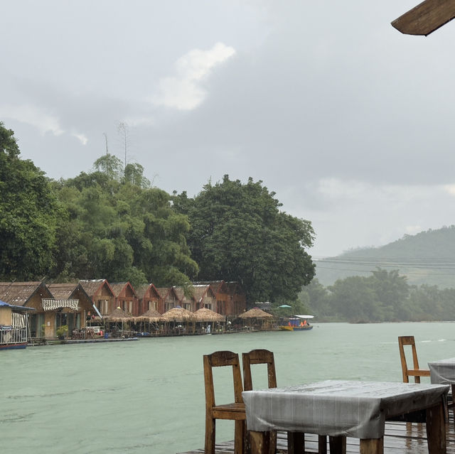 Laos Floating House  (Meuang Feuang)