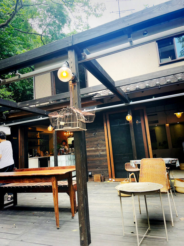 【神奈川県/鎌倉　緑溢れる森の中にあるオリエンタルカフェでのんびりランチ🍽️】